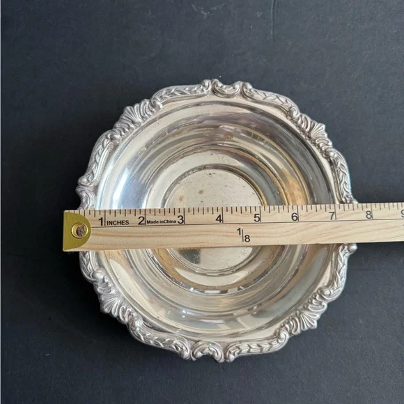 Vintage Sheridan Taunton Silversmiths LTD 8 Inch Candy/Nut Dish Bowl - Picture 3 of 9